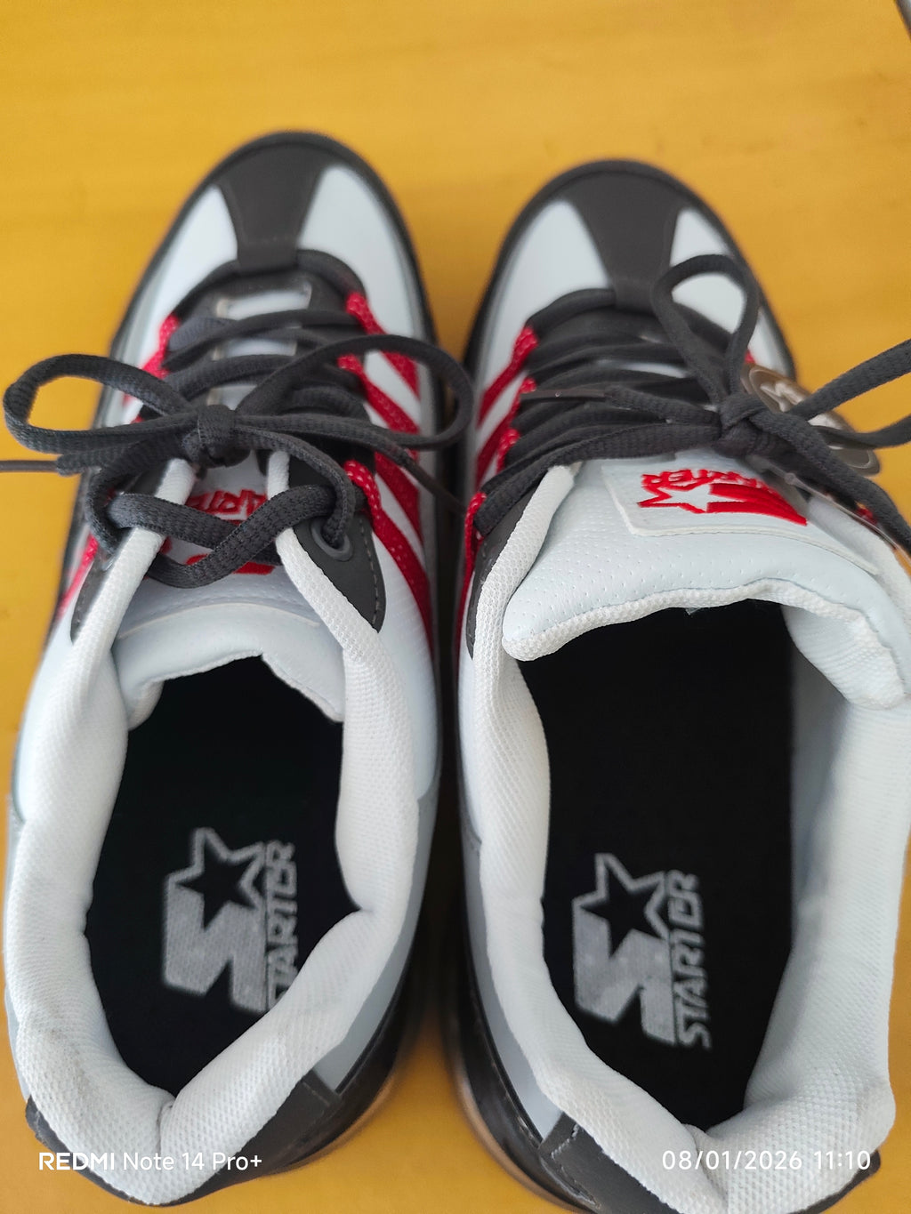 Starter Men’s Air-Cushioned Athletic Sneakers – Grey/White/Red