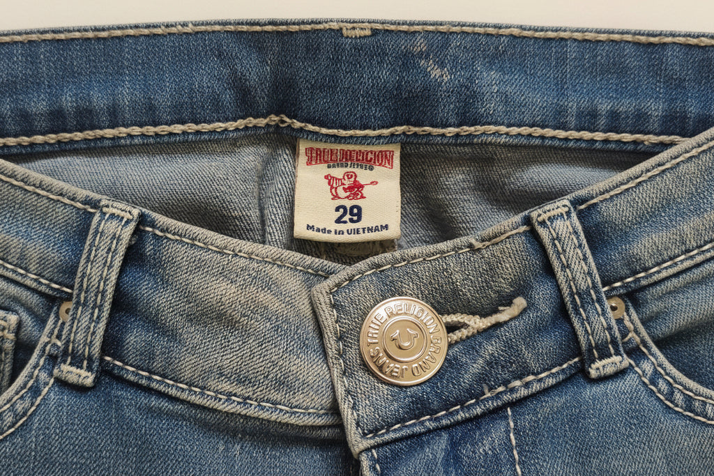 NWOT True Religion Curvy Skinny Denim Jeans - Rhinestone Horseshoe Pockets (Size 29)