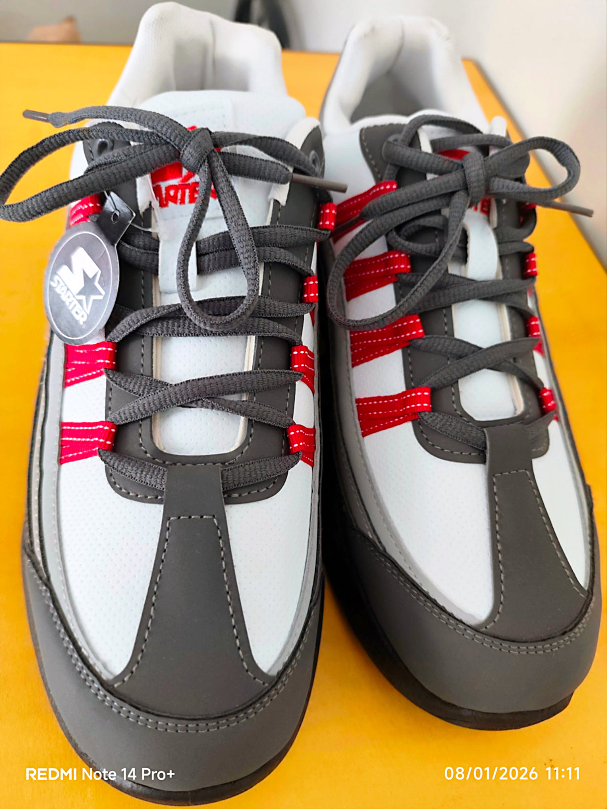 Starter Men’s Air-Cushioned Athletic Sneakers – Grey/White/Red